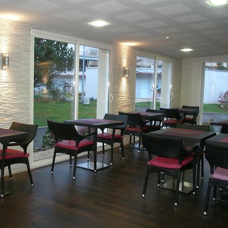 Charme Hotel, Montbeliard Sud エクステリア 写真