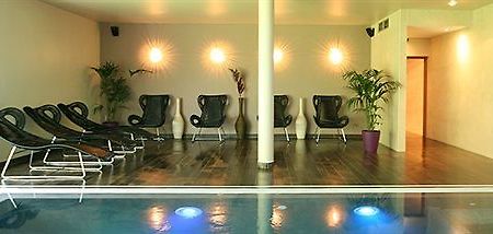 Charme Hotel, Montbeliard Sud エクステリア 写真