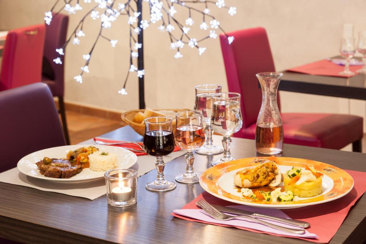 Charme Hotel, Montbeliard Sud エクステリア 写真