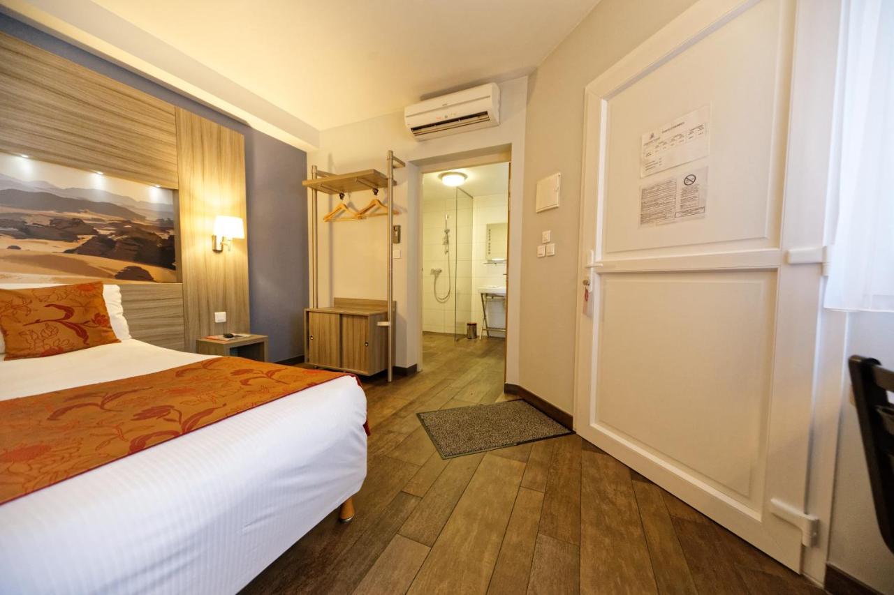 Charme Hotel, Montbeliard Sud エクステリア 写真