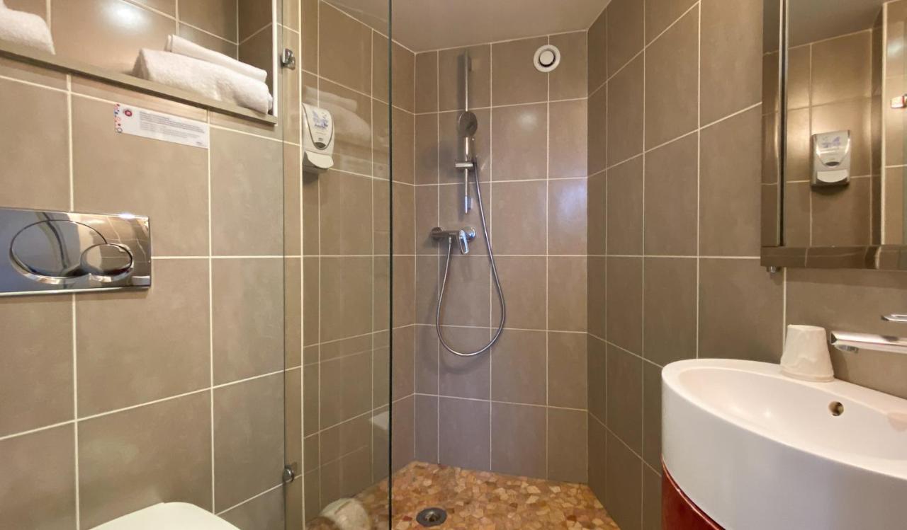 Charme Hotel, Montbeliard Sud エクステリア 写真