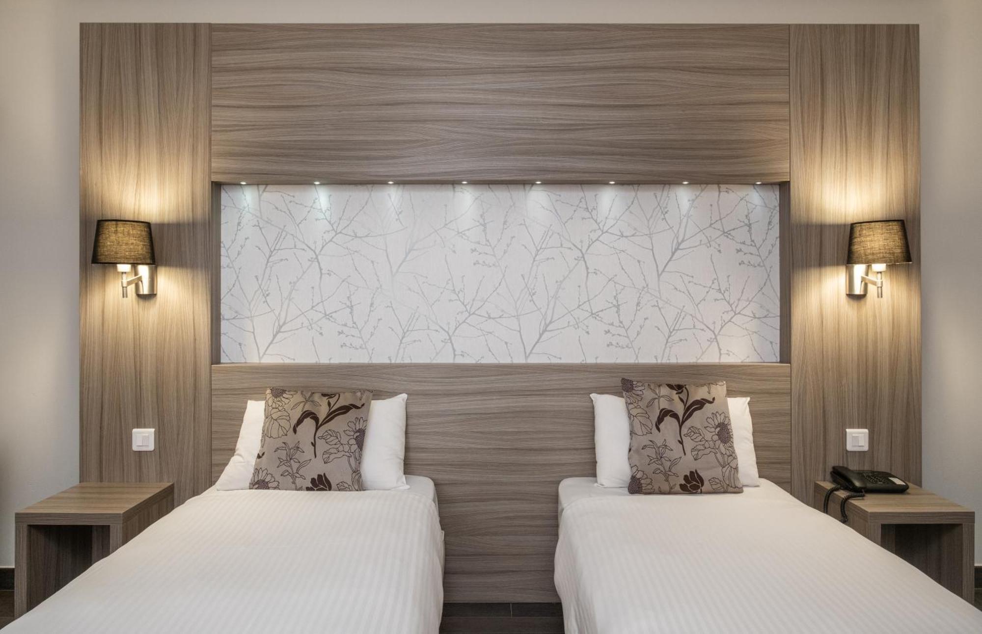 Charme Hotel, Montbeliard Sud エクステリア 写真