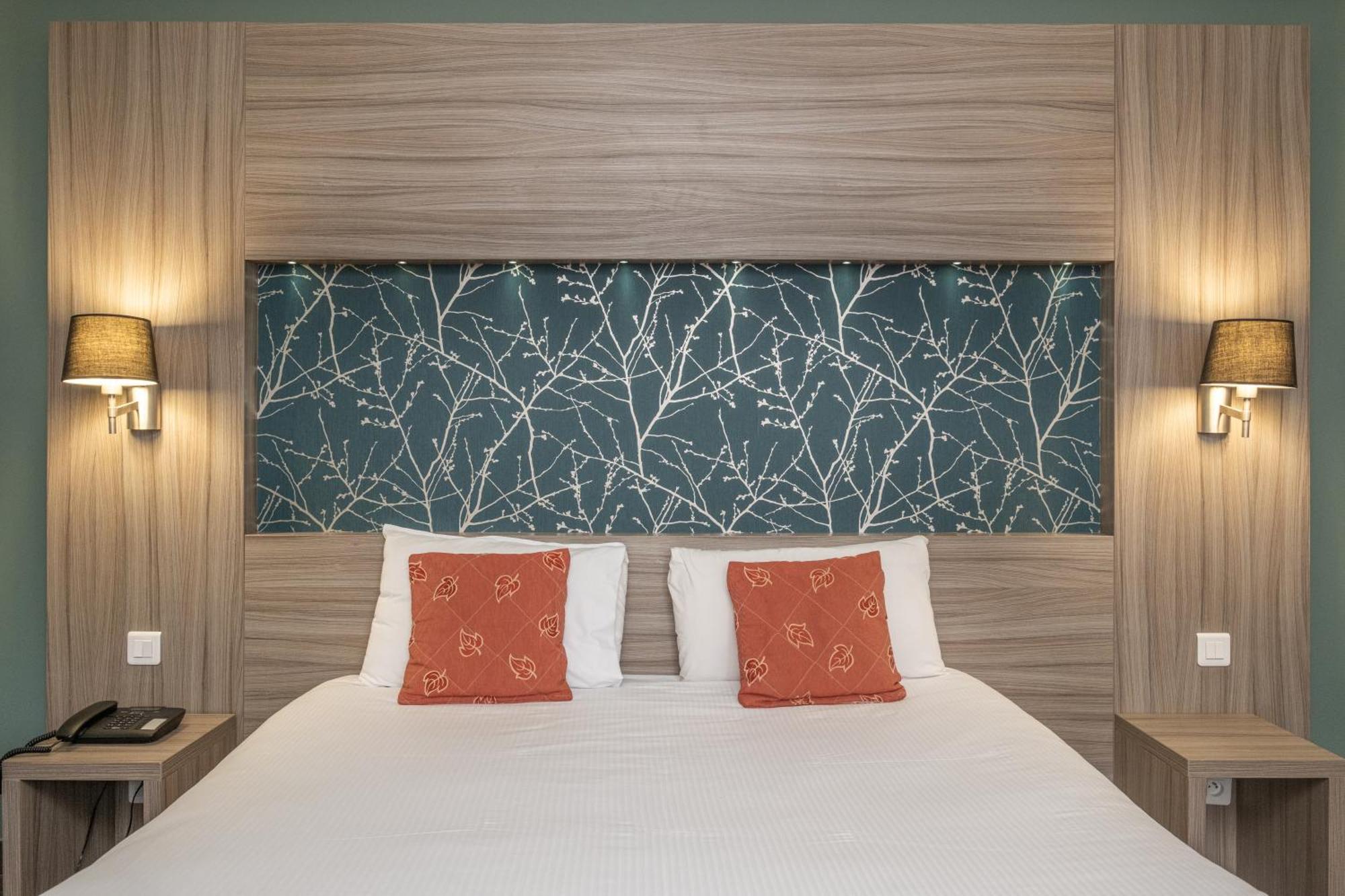 Charme Hotel, Montbeliard Sud エクステリア 写真