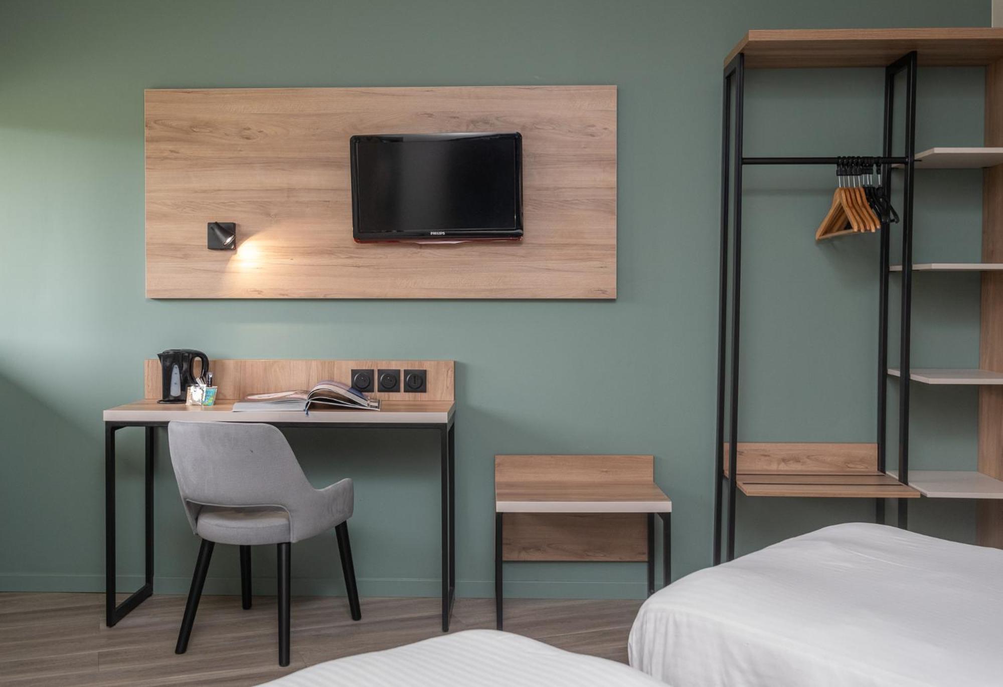 Charme Hotel, Montbeliard Sud エクステリア 写真