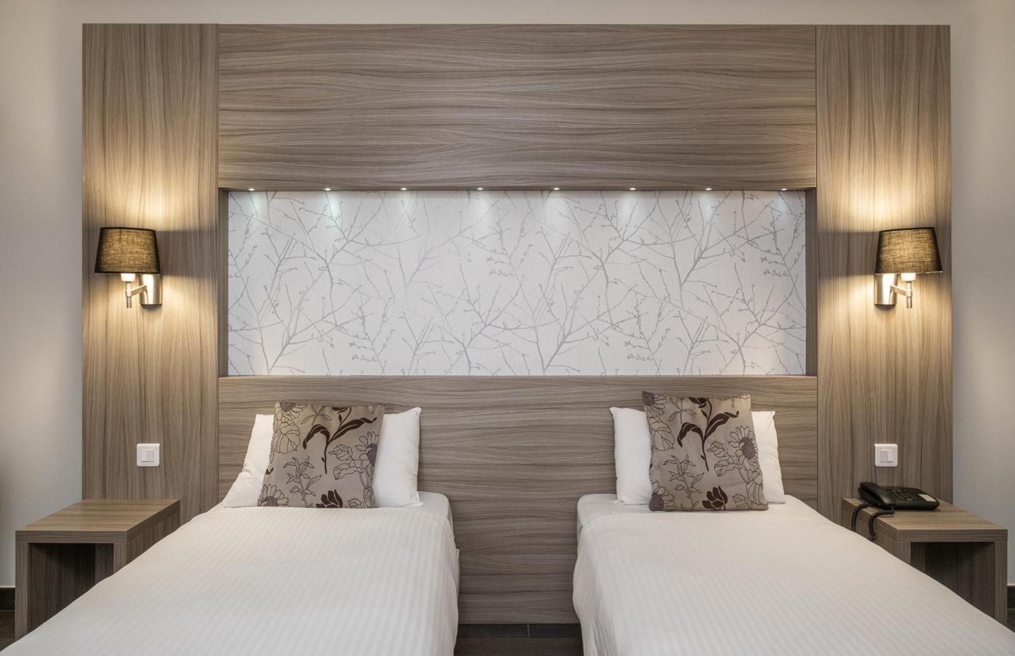 Charme Hotel, Montbeliard Sud エクステリア 写真