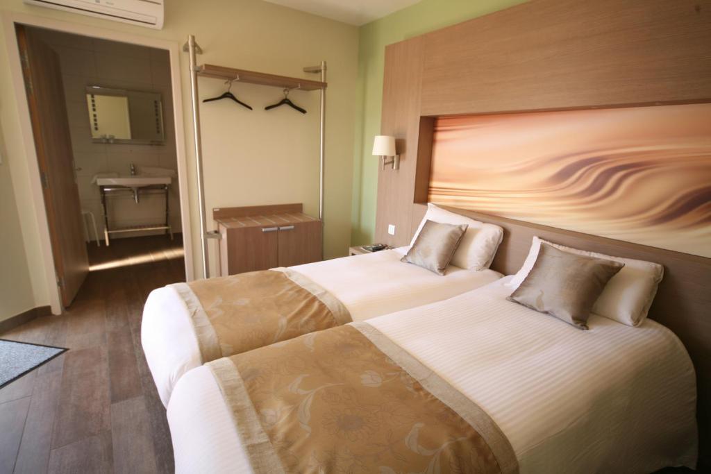 Charme Hotel, Montbeliard Sud エクステリア 写真